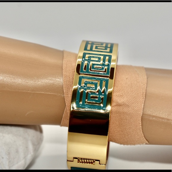 Parker Daniel Cuff Bracelet! - Picture 10 of 14